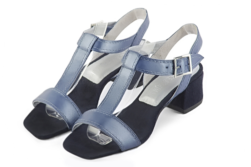 Denim blue women's fully open sandals, with an instep strap. Square toe. Low flare heels. Front view - Florence KOOIJMAN